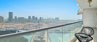 Silkhaus Modern 2BDR | Sea View | Oceanscape