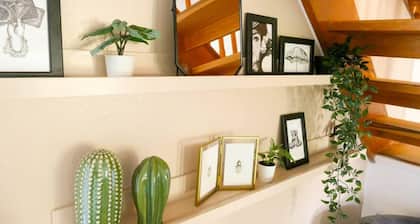 Beautiful 2-bed House in Bristol