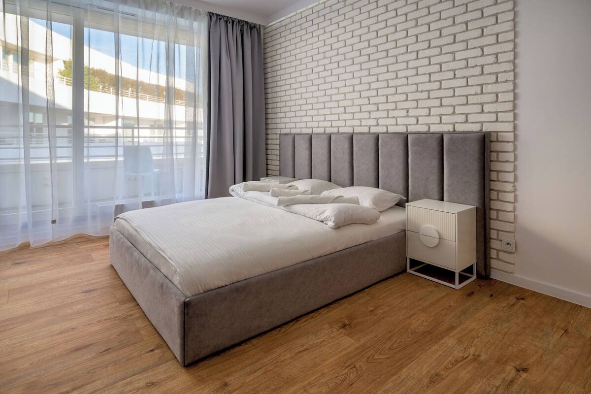 Studio Suite | Hypo-allergenic bedding, individually decorated, individually furnished