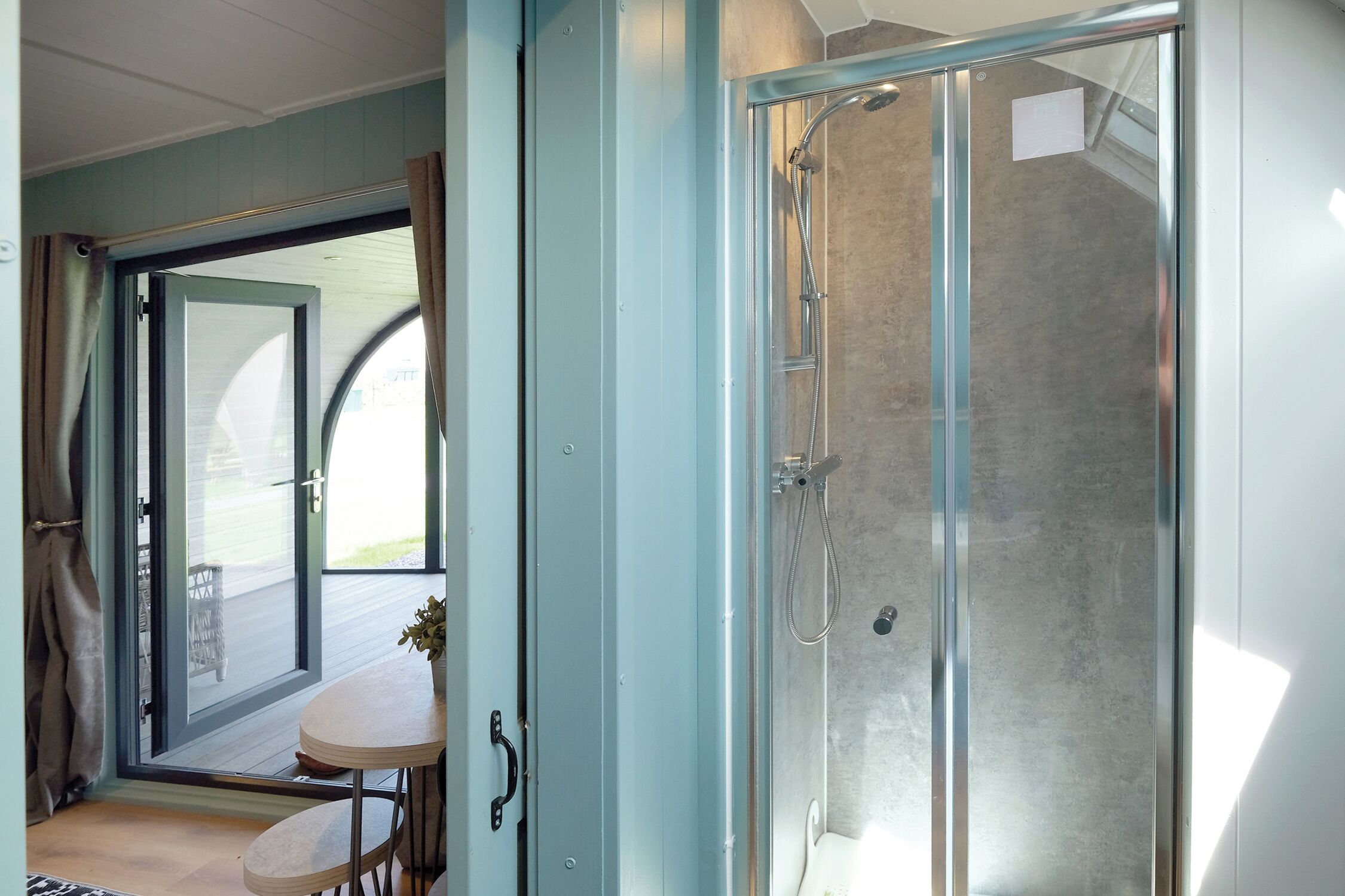 Standard Cabin | Bathroom
