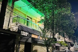 Fachada de la propiedad