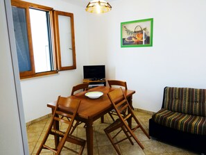 Interior - Second floor at 300mt. sand from 4 places (Lido Marini)