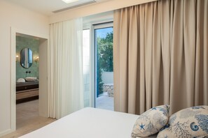 House, Smoking | 4 bedrooms - Stara in Selca With 4 Bedrooms and 4 Bathrooms (Selca)