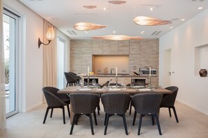 House | 4 bedrooms - Stara in Selca With 4 Bedrooms and 4 Bathrooms (Selca)