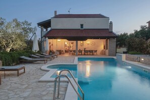 Vila | 5 kamar tidur