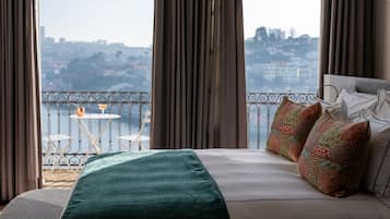 Deluxe Double or Twin Room | 1 bedroom, premium bedding, down duvets, memory-foam beds