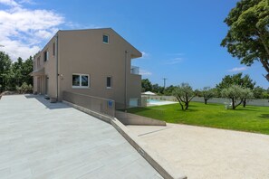 Huvila | 6 makuuhuonetta