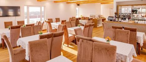 Petit déjeuner continental compris tous les jours