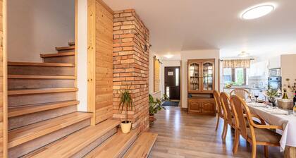 Mountain Escape House mit Innenpool