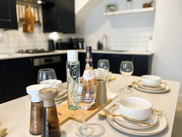 Frigorífic, microones, forn i rentaplats 