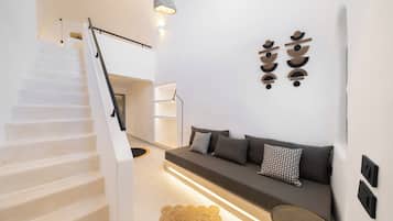 Superior Suite with Caldera-Sea View and Private Outdoor Hot Tub