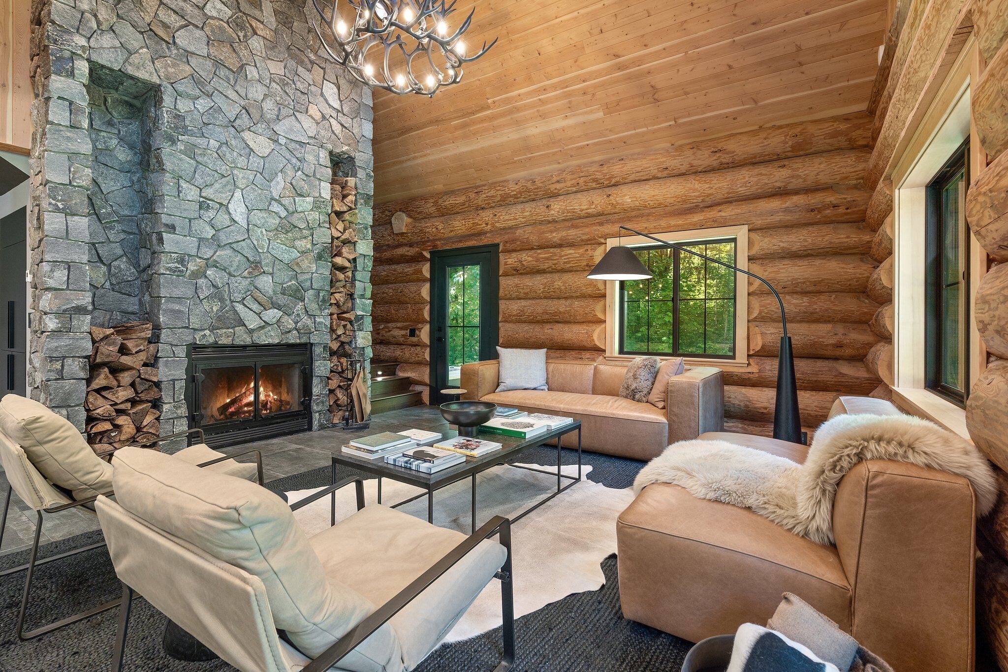 Avlägsen Chalet: Modern Scandinavian Retreat w/ Hot Tub near Mt. Baker Ski Area