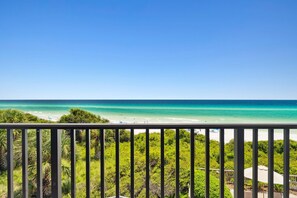 Property grounds - "Sunset Paradise #308"-2 bed Corner unit-Ocean Front (Santa Rosa Beach)