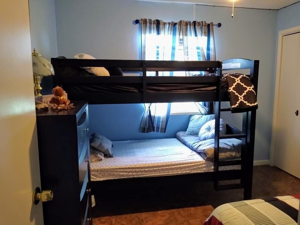 4 間睡房、熨斗/熨衫板、免費 Wi-Fi、床單