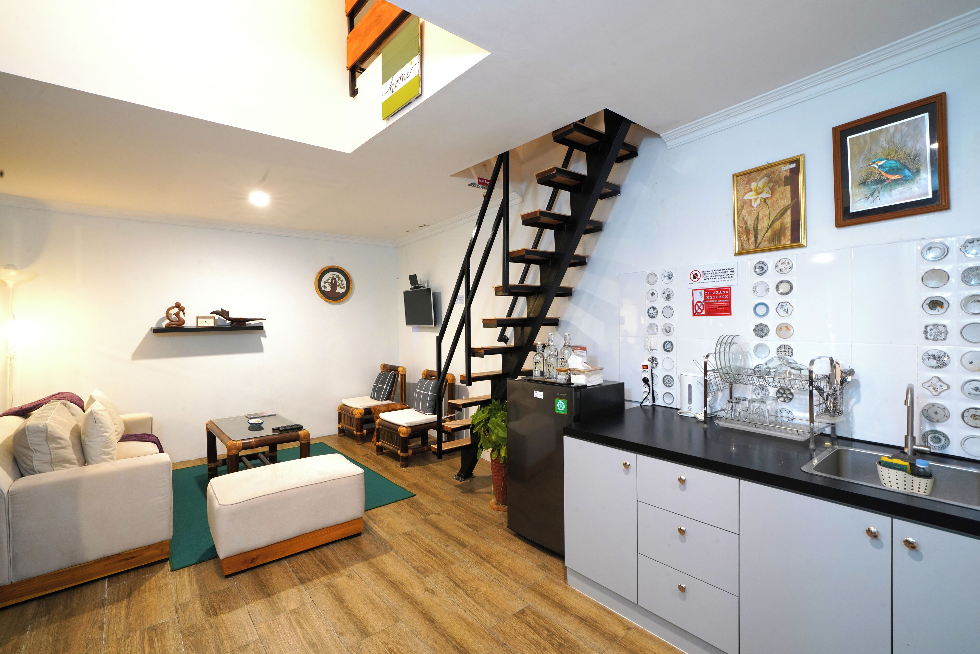 Minibar, laptopgeeigneter Arbeitsplatz, kostenloses WLAN, Bettwäsche