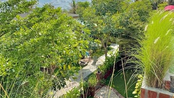 Familie cottage, 2 slaapkamers, airconditioning, uitzicht op tuin | Terras