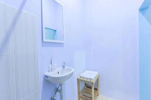 Doppia Standard | Bagno | Doccia, asciugamani