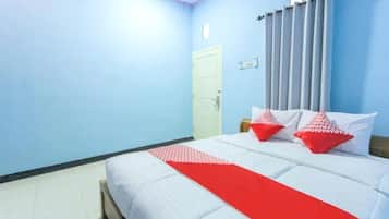 Standard Double Room | Desk, laptop workspace, free WiFi, bed sheets