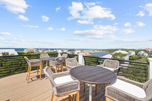 Outdoor dining - Escondite Sur|Private Deeded Beach|Private Pool|Stunning Views (Dune Allen)