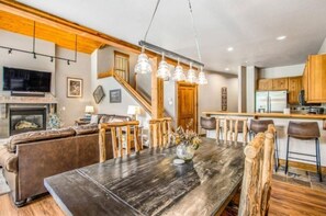 Lejlighed (Lovely townhome a half-mile from Keys) | Udendørsområde