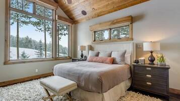 House (Luxurious 6-bedroom ski-in/ski-out ho) | Exterior