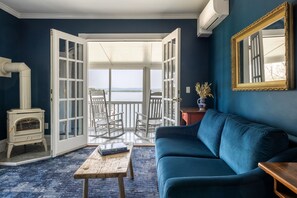 Luxury Suite, Lake View | Individually decorated, individually furnished, iron/ironing board - The North Hero House Inn & Restaurant (North Hero)