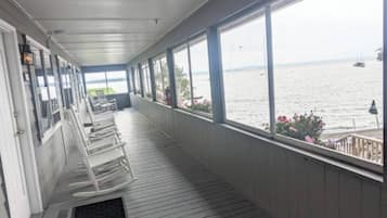Chambre classique | Terrasse/patio