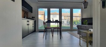 King bed cabin, sauna, hideaway,