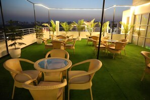 Dining -  Bird House South City II (Gurugram)
