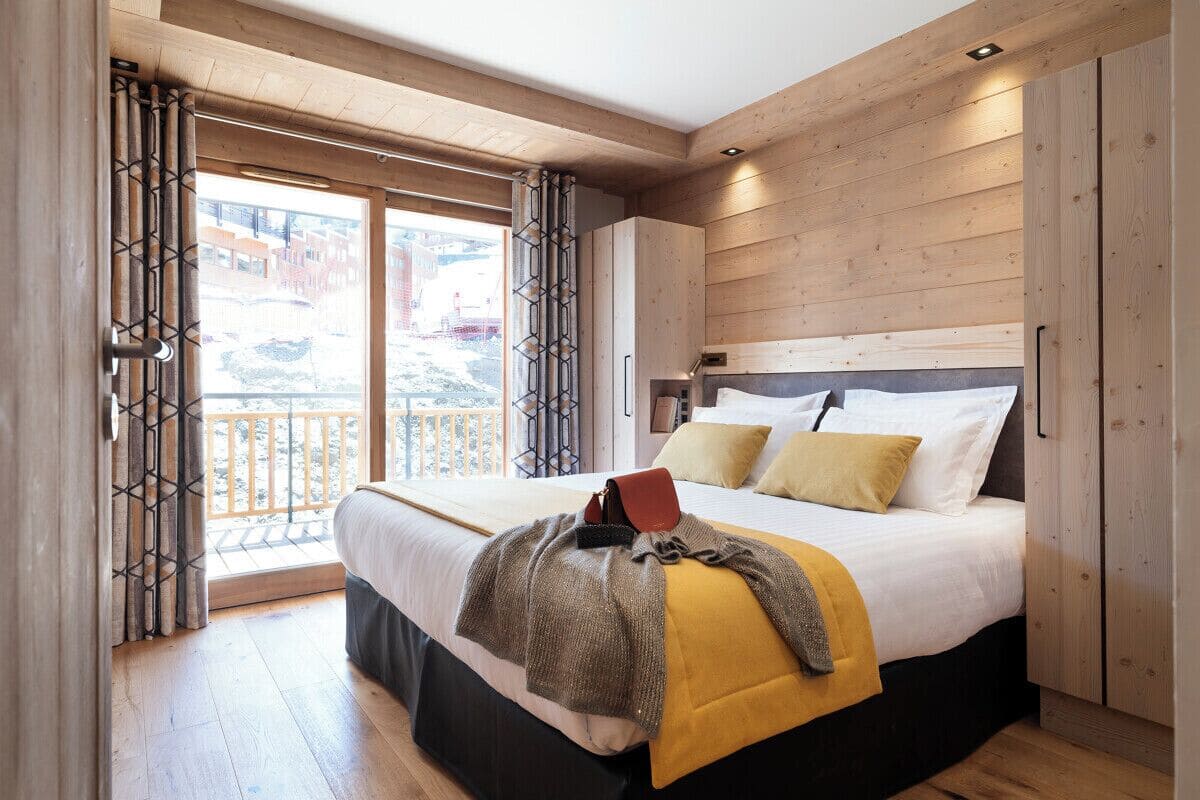 In-room safe, blackout drapes, soundproofing, iron/ironing board
