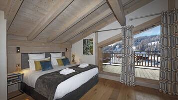 Appartement 4 piĂšces 8 personnes Duplex | In-room safe, individually furnished, soundproofing, free WiFi