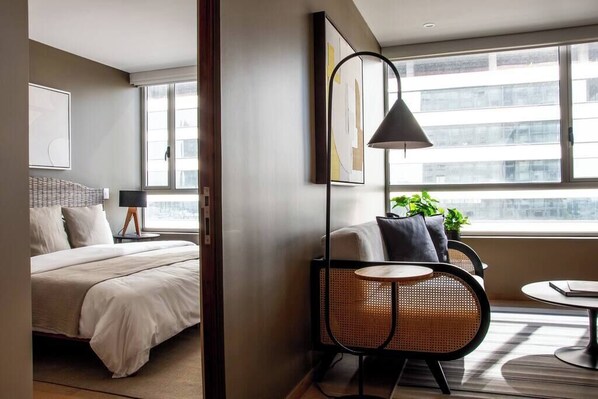 2 habitaciones, tabla de planchar con plancha y wifi gratis 