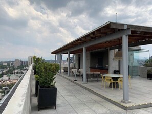 Outdoor dining - 4 BR in 2 beautiful apartments (Ciudad de México)