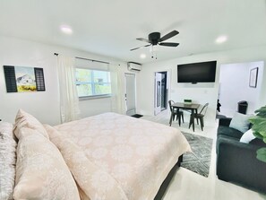 1 Schlafzimmer, Bügeleisen/Bügelbrett, WLAN, Bettwäsche