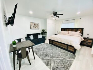1 Schlafzimmer, Bügeleisen/Bügelbrett, WLAN, Bettwäsche