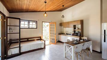 全景開放式客房 | 熨斗/熨衣板、免費無線上網、床單