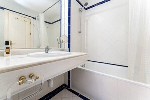 Ducha y bañera combinadas