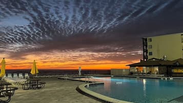 Indoor pool, outdoor pool