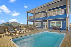 Pool - Texas Music House (Bolivar Peninsula)