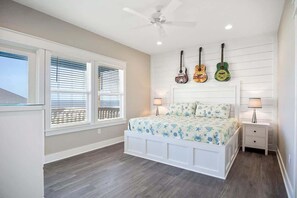 6 bedrooms, WiFi - Texas Music House (Bolivar Peninsula)