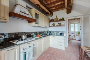 Fridge, oven, dishwasher, coffee/tea maker - Casa Bellavista at Il Borghetto Farmhouse, smart, convenient rental home with shared pool in Lucca (San Gennaro)