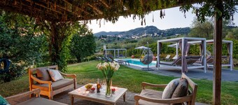 Casa Bellavista at Il Borghetto Farmhouse, smart, convenient rental home with shared pool in Lucca