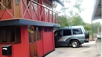 Enceinte de lâhĂ©bergement