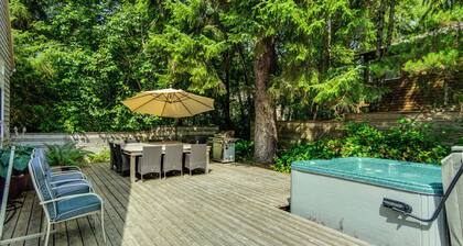 Bella Mar- Beautiful 4 bdrm home, Hot tub, Dogs Ok, 2 blocks to beach.