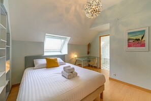 3 bedrooms, iron/ironing board, free WiFi, bed sheets - Althidis - Bel appt duplex sur le port de Vannes (Vannes)