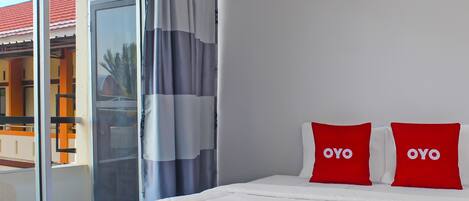 Deluxe-dobbeltværelse | Skrivebord, arbejdsområde til bærbare computere, gratis Wi-Fi, sengetøj