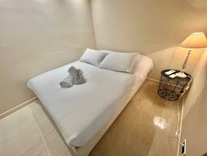 2 quartos, ferros/tábuas de passar roupa, Wi-Fi de cortesia