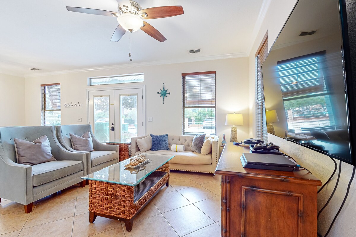Photo 3 of Waterfront home near the beach with lagoon-style pool & lanais - dog-friendly