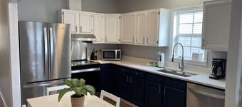 Broad Street Bungalow | Dog-friendly house with porch in downtown Beaufort
