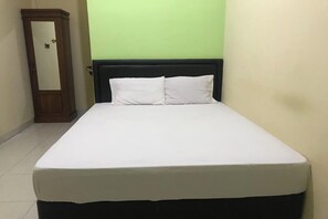 Chambre Deluxe double | Espace de travail pour ordinateurs portables, accès au Wi-Fi (inclus)